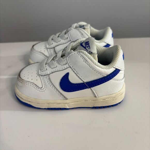 Nike Baby Toddler Boy Girl Dunk Low Sneakers Shoes Hyper Royal White Size 4 4C - Picture 2 of 8